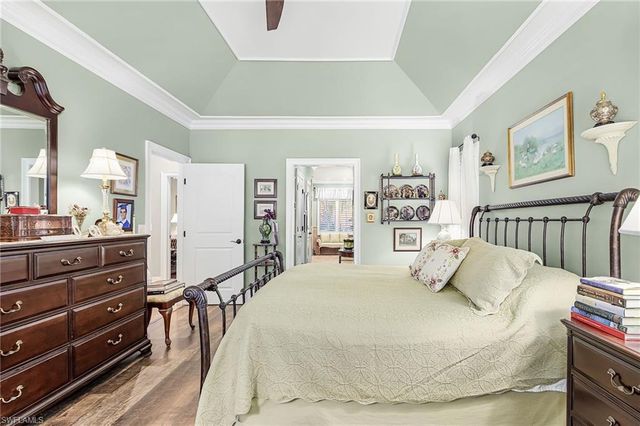 2025 Mission DR, Naples, FL 34109