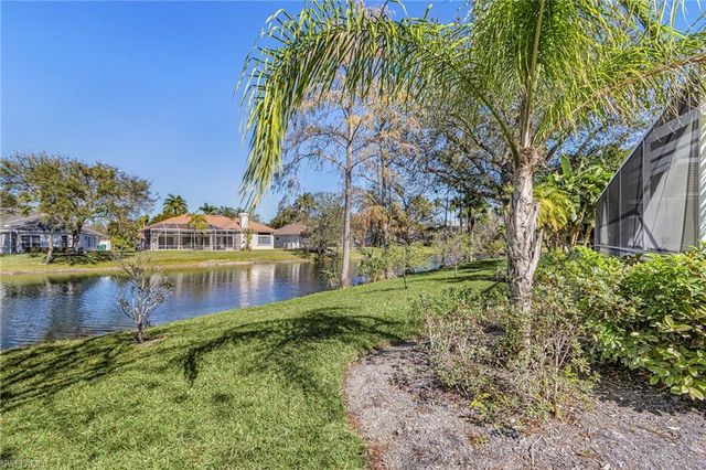 2025 Mission DR, Naples, FL 34109
