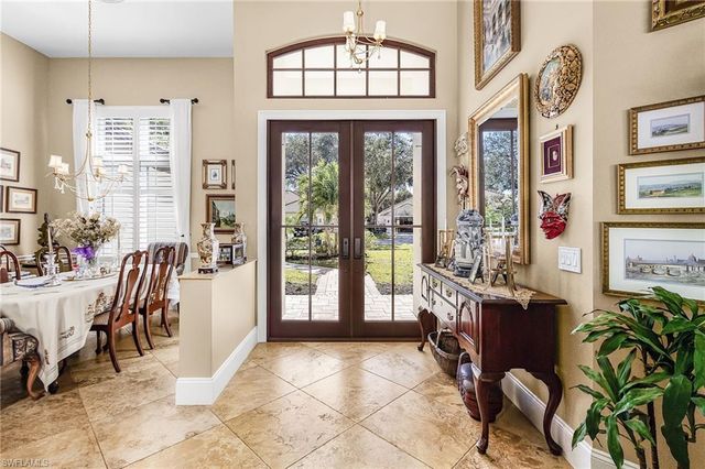 2025 Mission DR, Naples, FL 34109