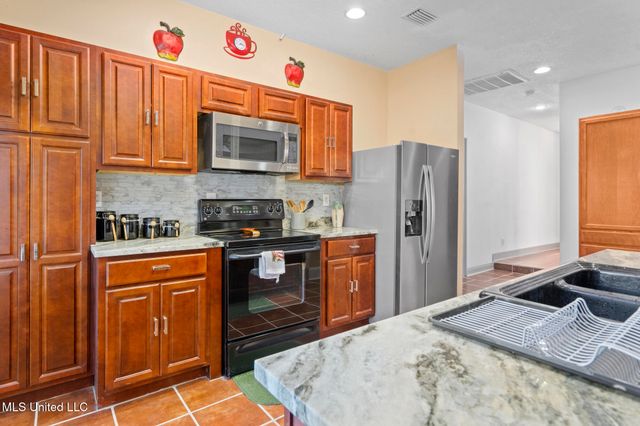 4700 Thompson Street, Moss Point, MS 39563