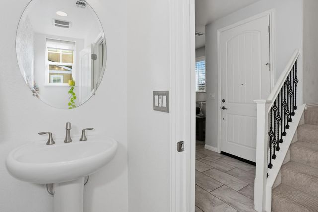 200 Gold Court, Scotts Valley, CA 95066