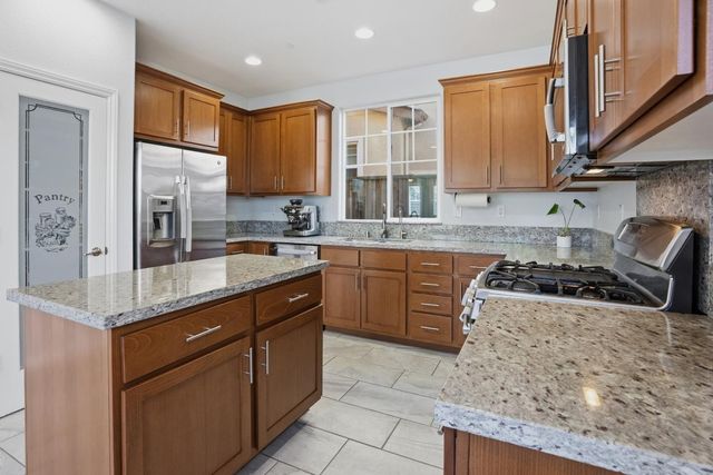 200 Gold Court, Scotts Valley, CA 95066