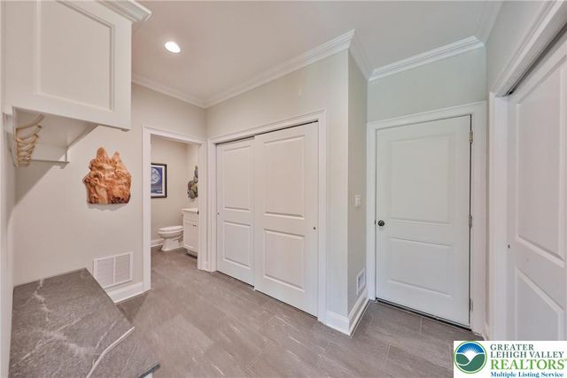 426 Freedom Court, Forks Twp, PA 18040