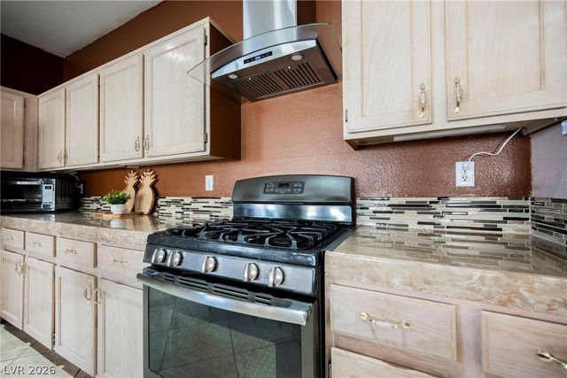 9712 Leberger Avenue, Las Vegas, NV 89129