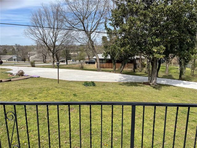 714 Circle Drive, Berryville, AR 72616