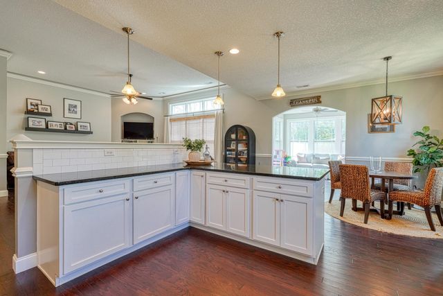 663 Cub Branch Drive, Spartanburg, SC 29301