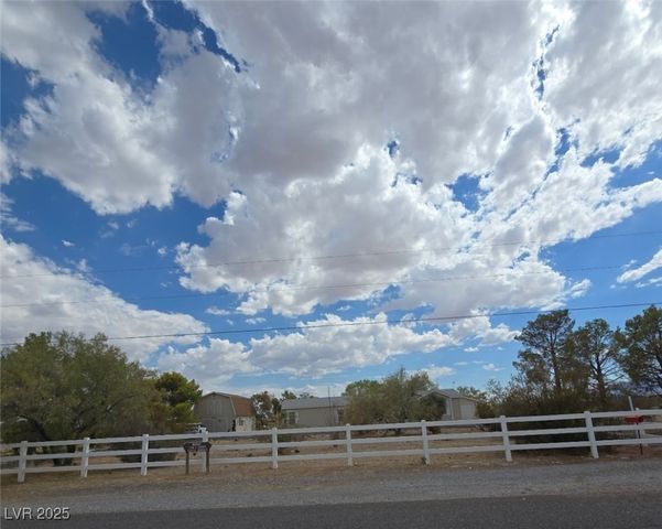 5461 East Navajo Boulevard, Pahrump, NV 89061