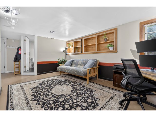 222 Se 62ND Ave, Portland, OR 97215