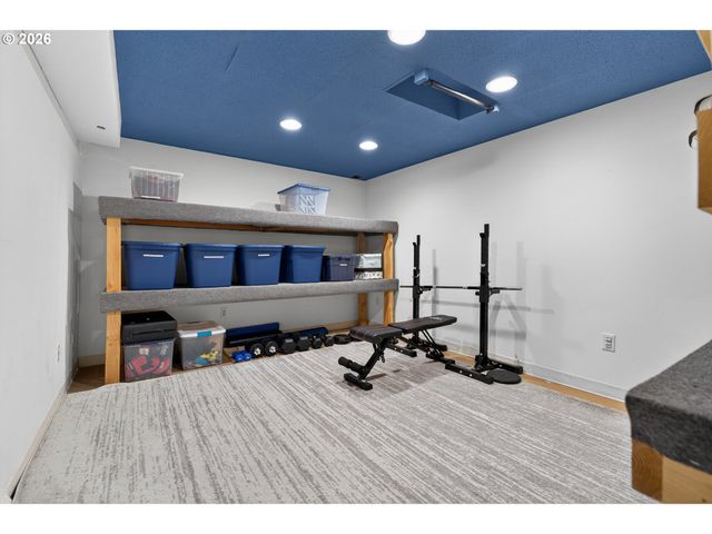 222 Se 62ND Ave, Portland, OR 97215