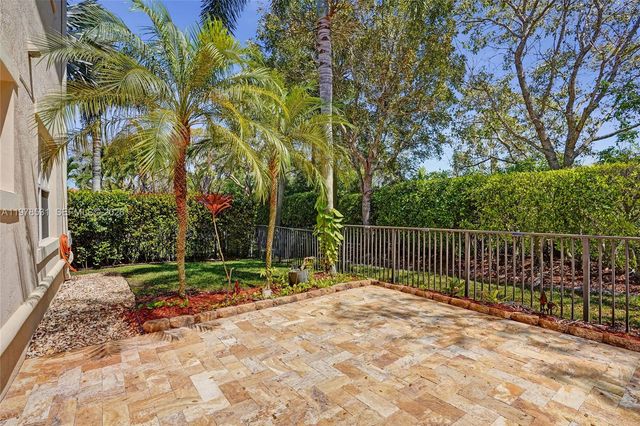 3402 Vanderbilt Drive, Wellington, FL 33414