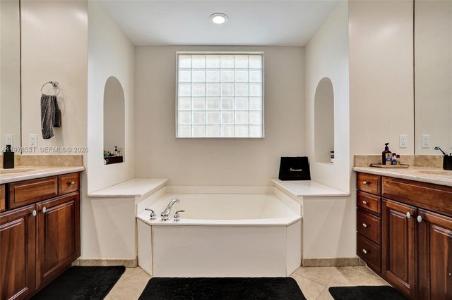 3402 Vanderbilt Drive, Wellington, FL 33414