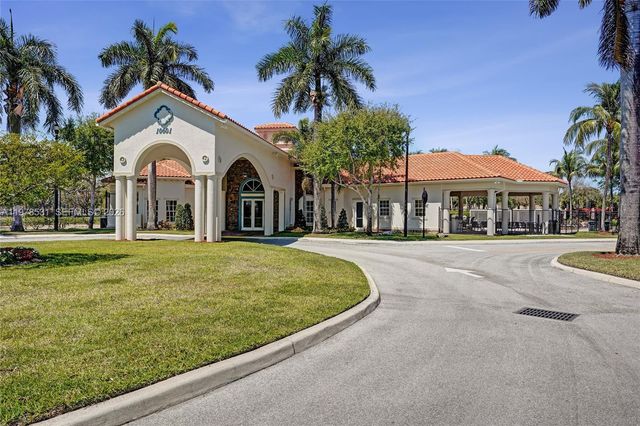 3402 Vanderbilt Drive, Wellington, FL 33414