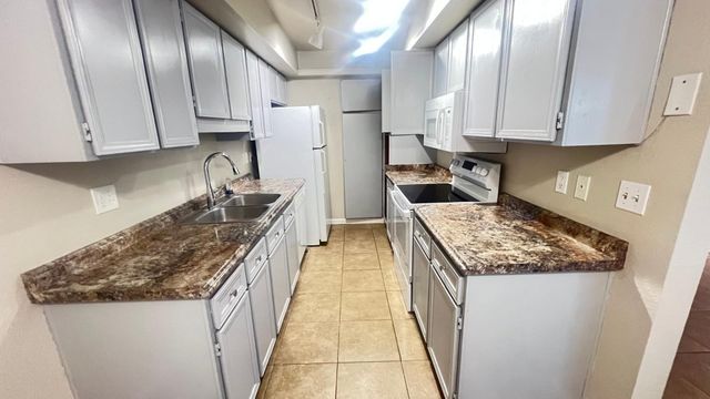 6008 W Townley Avenue, Glendale, AZ 85302