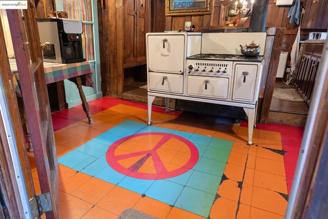 190 Northern Railway, Canyon, CA 94516