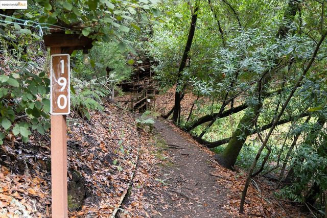 190 Northern Railway, Canyon, CA 94516