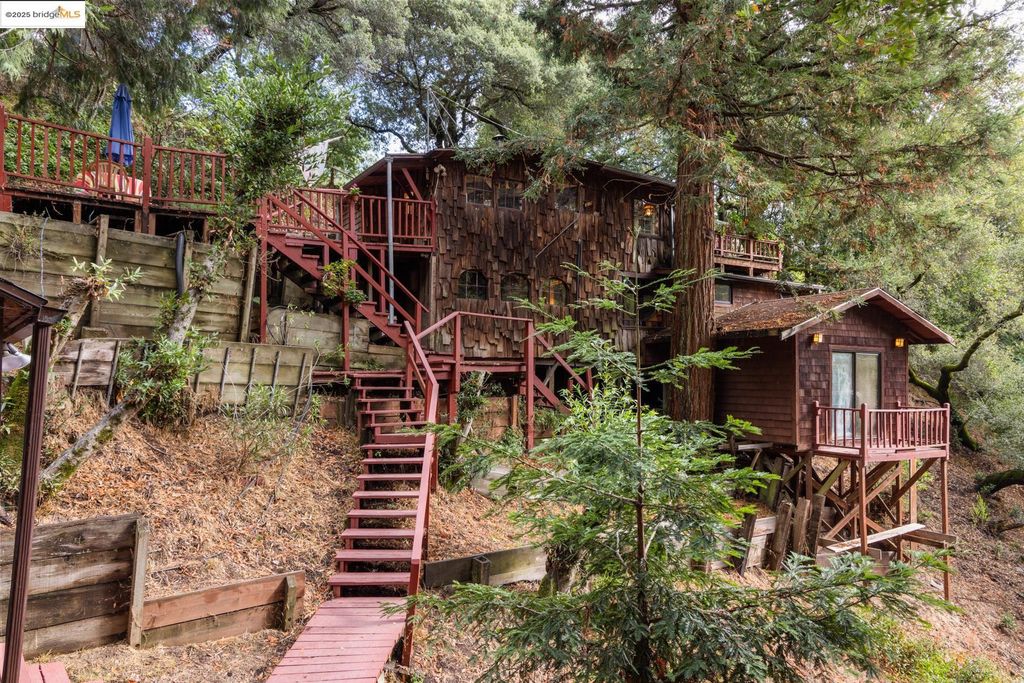 190 Northern Railway, Canyon, CA 94516