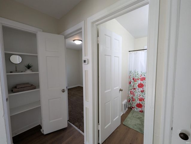 801 McKinnie Avenue, Fort Wayne, IN 46806