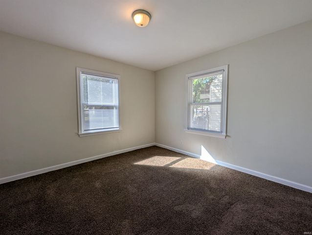 801 McKinnie Avenue, Fort Wayne, IN 46806