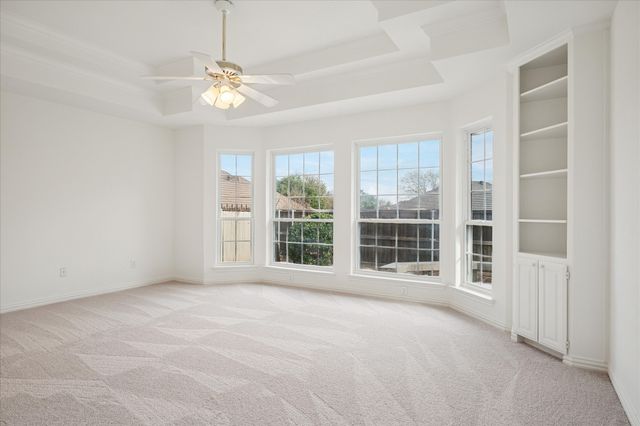 3200 Oakdale Drive, Hurst, TX 76054