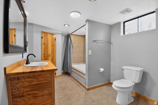 8646 W FLORENCE DR, Magna, UT 84044