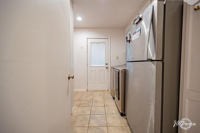 3511 Stanolind Ave, Midland, TX 79707