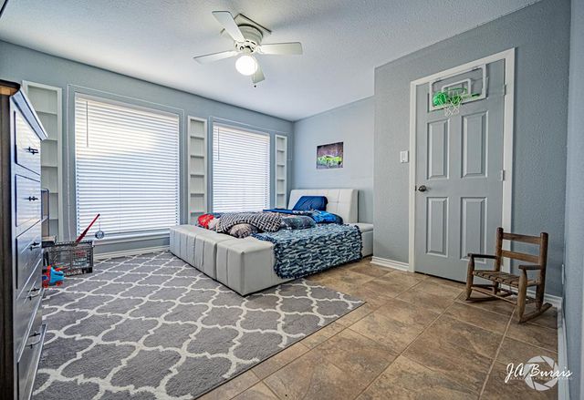 3511 Stanolind Ave, Midland, TX 79707