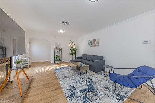 768 W H, Ontario, CA 91762