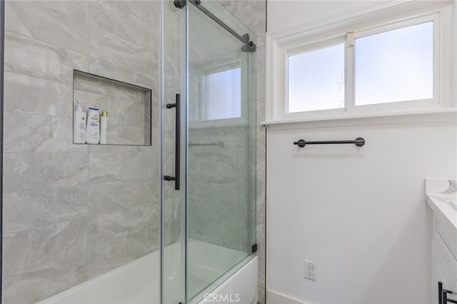768 W H, Ontario, CA 91762