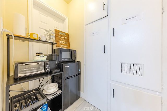 768 W H, Ontario, CA 91762