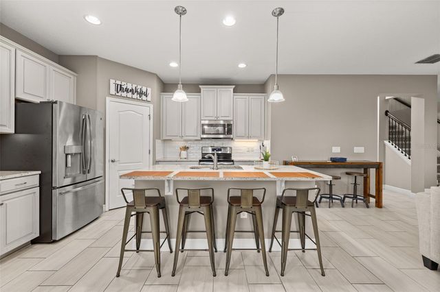 17023 GOLDCREST LOOP, Clermont, FL 34714