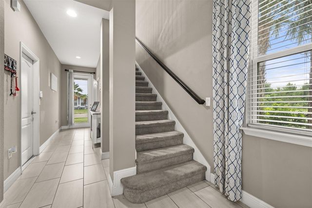 17023 GOLDCREST LOOP, Clermont, FL 34714