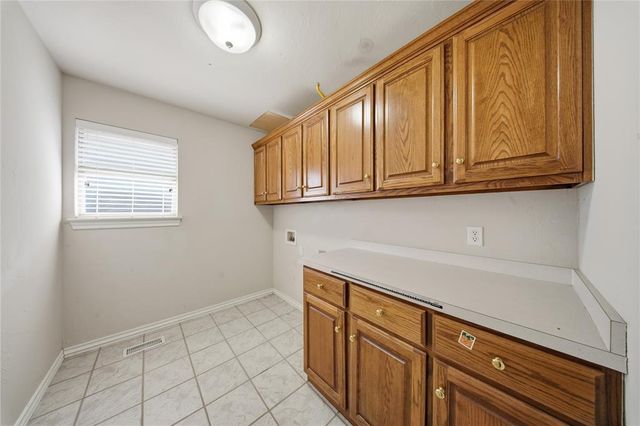 6408 Sandlewood Drive, Oklahoma City, OK 73132