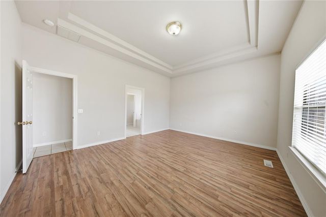 6408 Sandlewood Drive, Oklahoma City, OK 73132