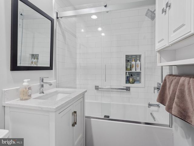 935 LOXFORD TER, Silver Spring, MD 20901