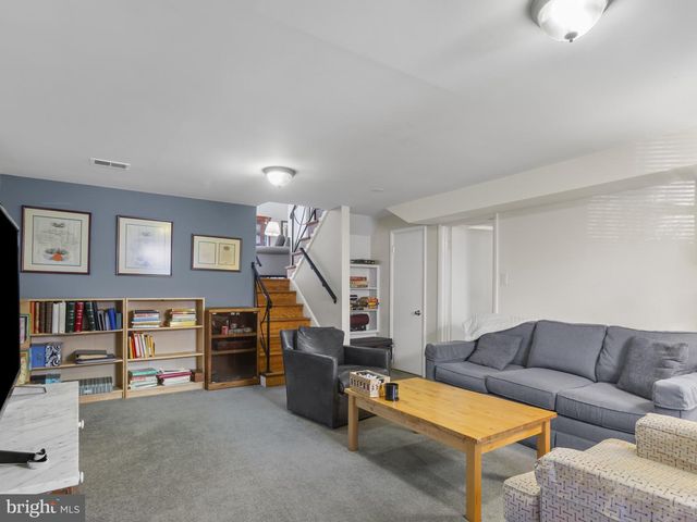 935 LOXFORD TER, Silver Spring, MD 20901