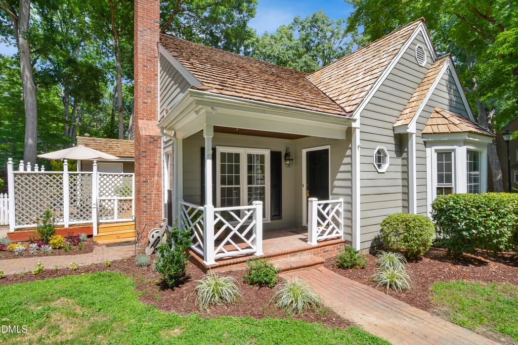 2365 Brisbayne Circle, Raleigh, NC 27615