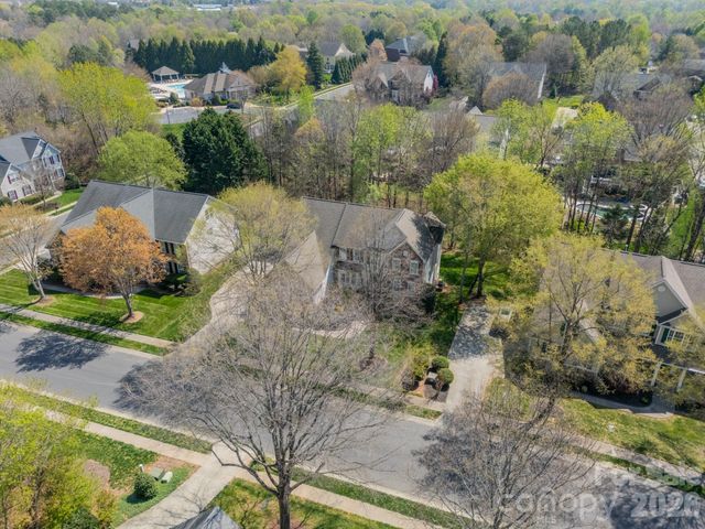 8203 Sturminster Drive, Waxhaw, NC 28173