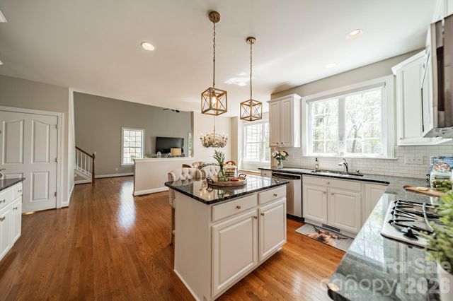 8203 Sturminster Drive, Waxhaw, NC 28173