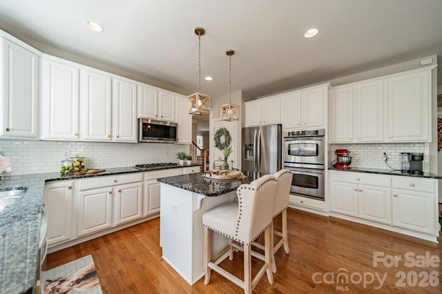 8203 Sturminster Drive, Waxhaw, NC 28173