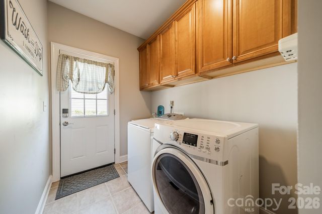 8203 Sturminster Drive, Waxhaw, NC 28173