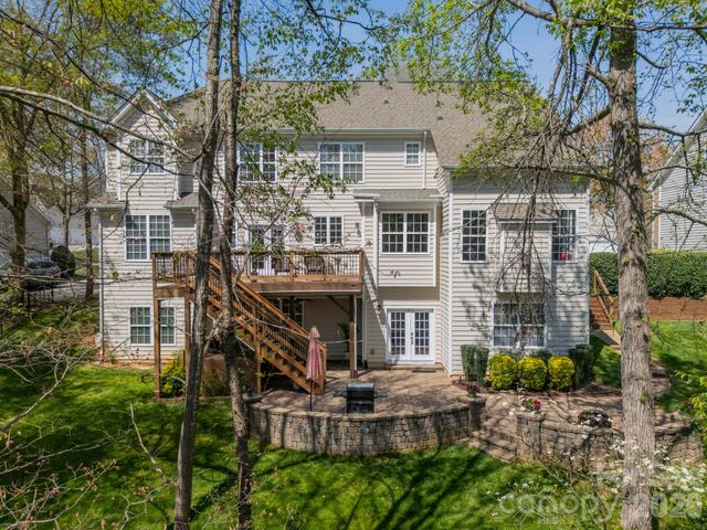 8203 Sturminster Drive, Waxhaw, NC 28173