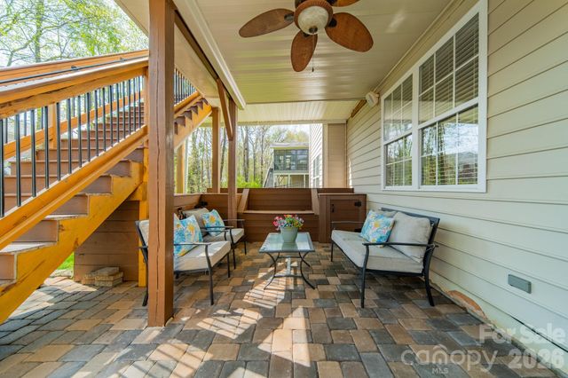 8203 Sturminster Drive, Waxhaw, NC 28173