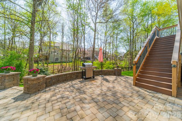 8203 Sturminster Drive, Waxhaw, NC 28173