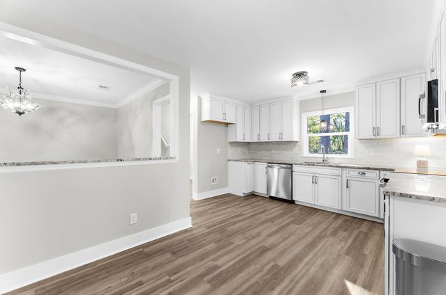 105 Limerick Circle, Summerville, SC 29483