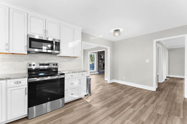 105 Limerick Circle, Summerville, SC 29483