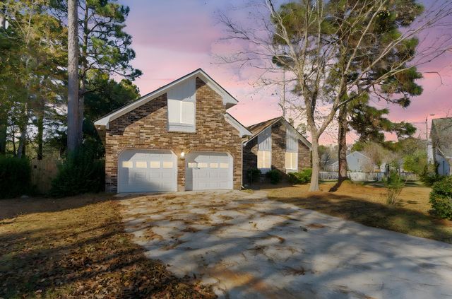 105 Limerick Circle, Summerville, SC 29483