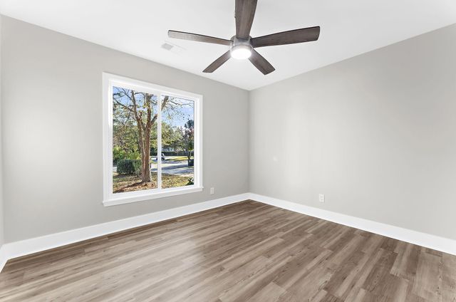 105 Limerick Circle, Summerville, SC 29483