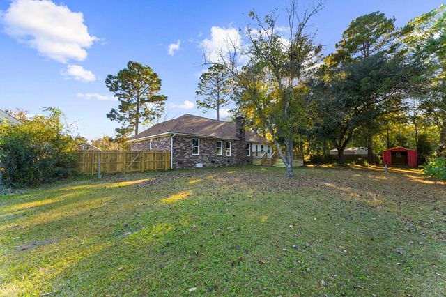 105 Limerick Circle, Summerville, SC 29483
