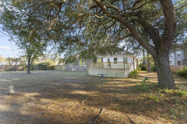 105 Limerick Circle, Summerville, SC 29483