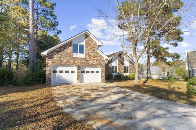 105 Limerick Circle, Summerville, SC 29483